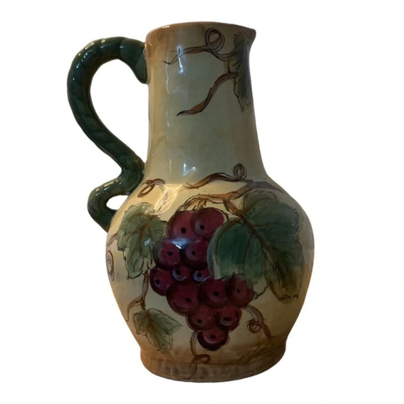 CHARDONNAY 72 oz pitcher, vintage - Picture 2 of 3